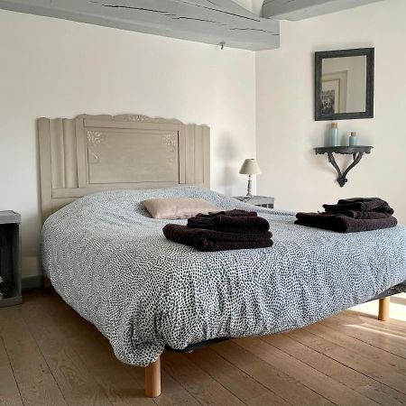 Chez La Fille De L Eclusier Apartment กัสเตลโนดารี ภายนอก รูปภาพ