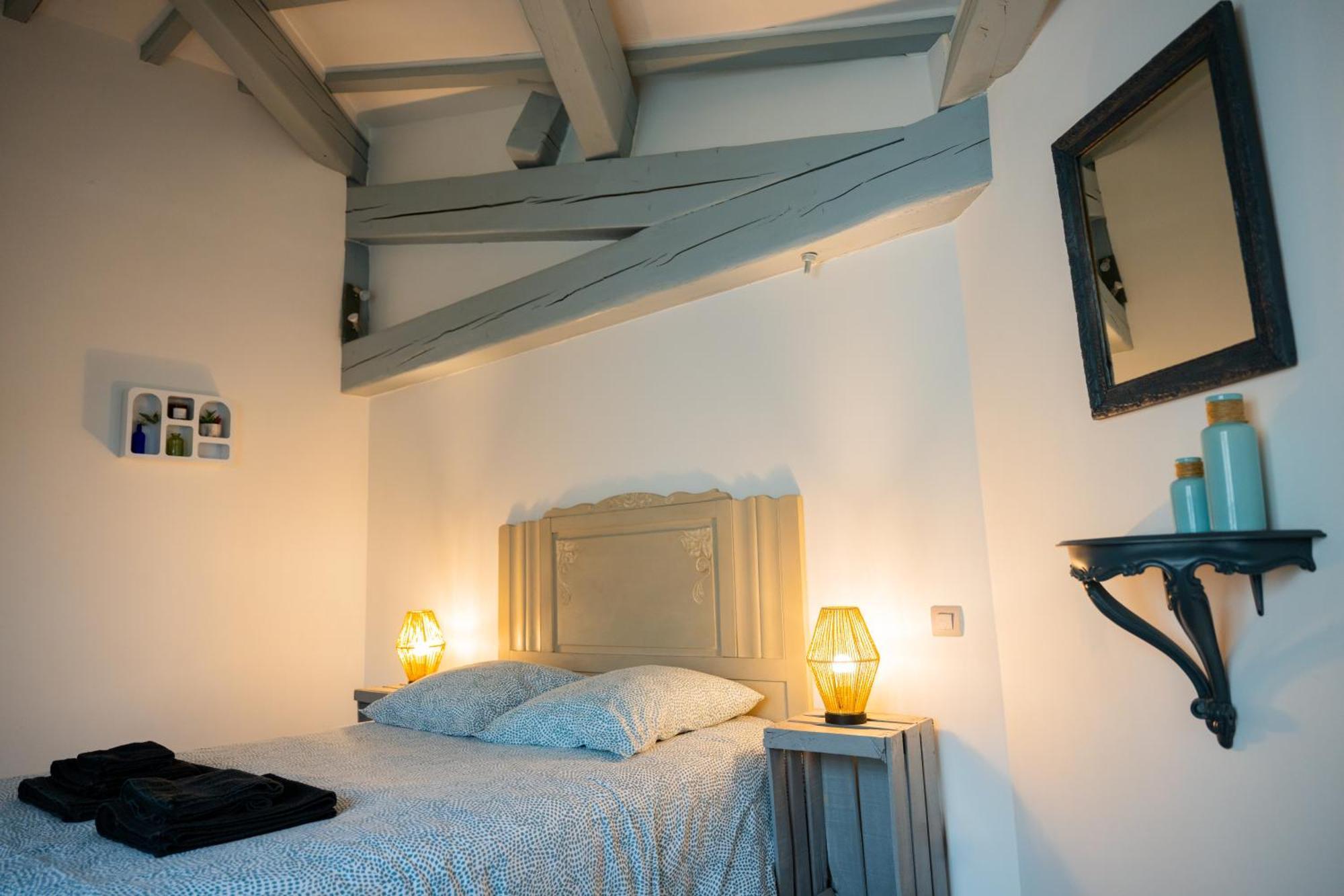 Chez La Fille De L Eclusier Apartment กัสเตลโนดารี ภายนอก รูปภาพ