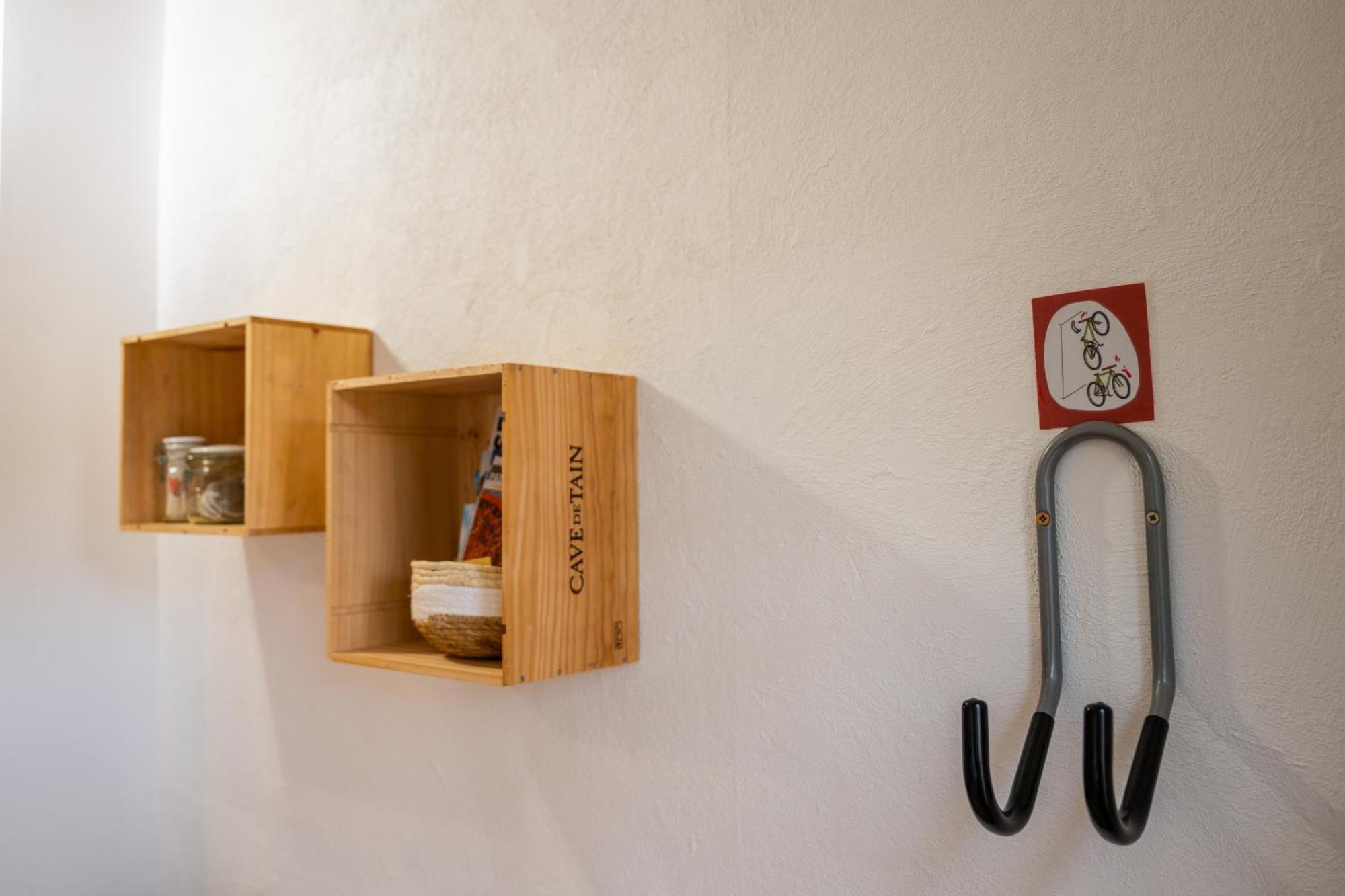 Chez La Fille De L Eclusier Apartment กัสเตลโนดารี ภายนอก รูปภาพ