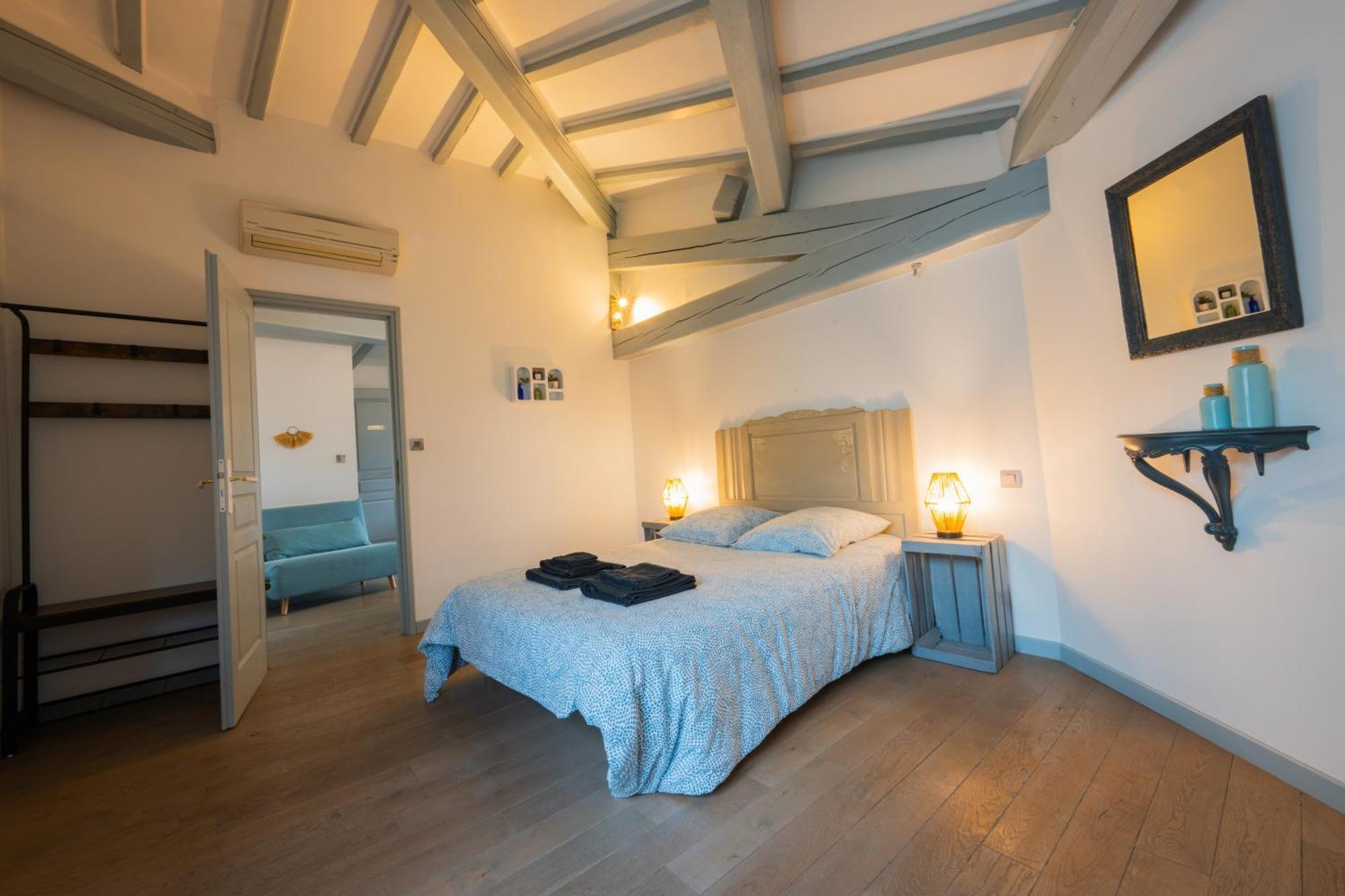Chez La Fille De L Eclusier Apartment กัสเตลโนดารี ภายนอก รูปภาพ