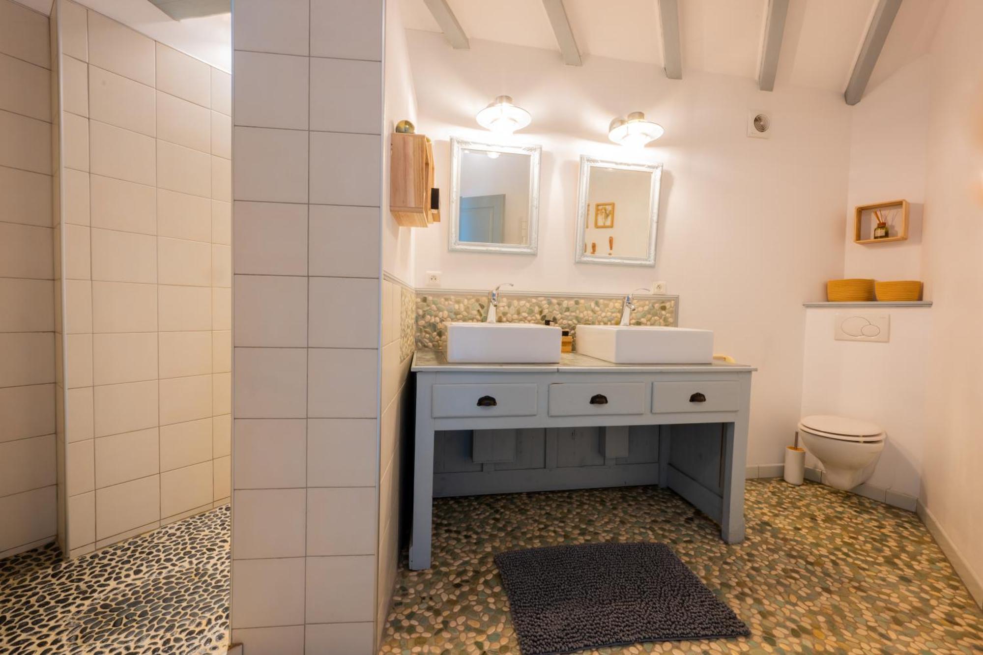 Chez La Fille De L Eclusier Apartment กัสเตลโนดารี ภายนอก รูปภาพ